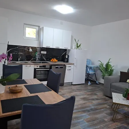 Apartment Zeljko,marija & Jakov Starigrad Paklenica